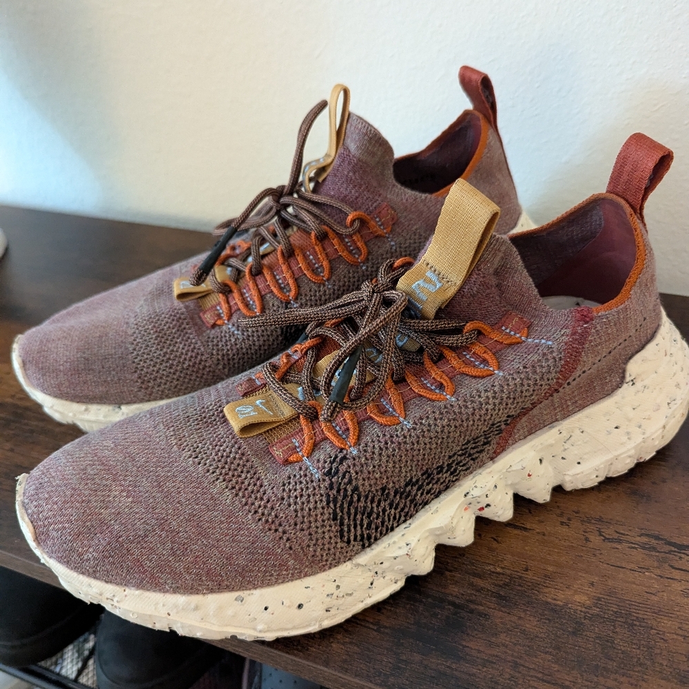 Nike Space Hippie 1 Flyknit Sneaker